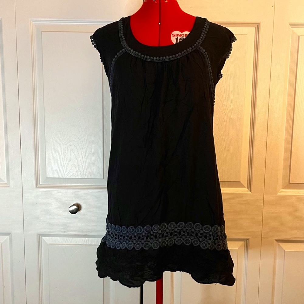 Black Embroidered Shift Dress By Magazine M